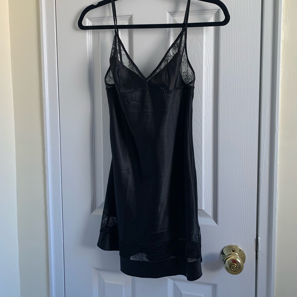 Victoria’s Secret Black Slip Dress | Size XS 🖤